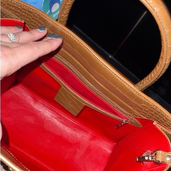Christian Louboutin medium size Paloma Bag - Picture 4 of 6